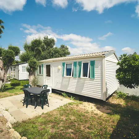 Holacamp אתר קמפינג